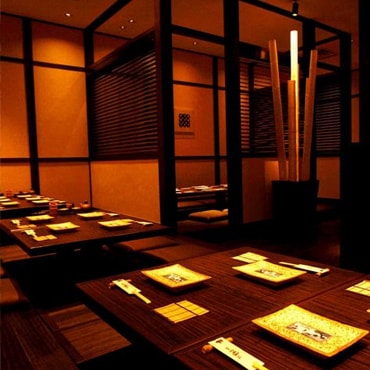 さかえや 浦和本店 雰囲気