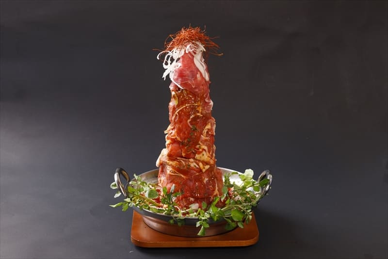 国産牛のタワー肉鍋