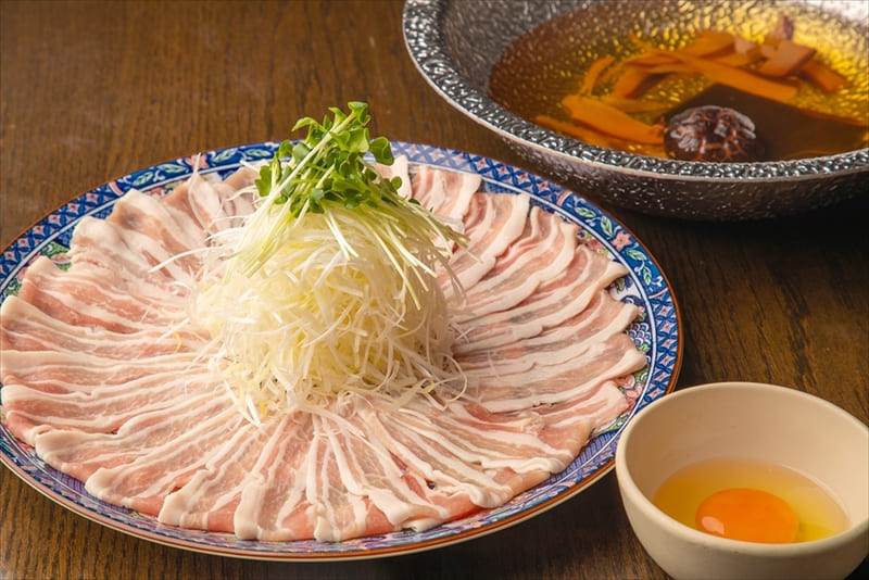 特撰国産豚と白髪ねぎの月見しゃぶしゃぶ