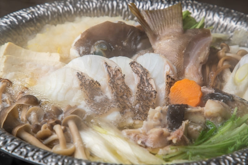 五島列島産天然クエと 鮟鱇の柚子みぞれ鍋 