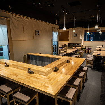 博多かわ串・高知餃子 酒場フタマタ 西新橋店 雰囲気