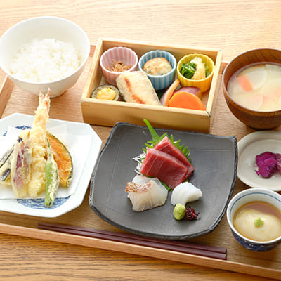 石塀小路豆ちゃ 横浜 料理